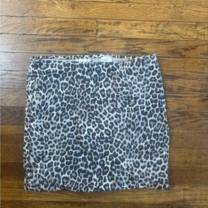 H&M Black and Gray Leopard Mini Skirt